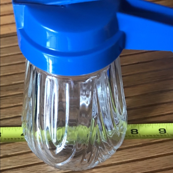 Vintage Syrup Pourer Container - Picture 5 of 5